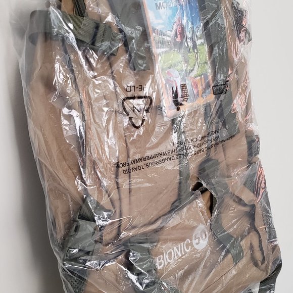 ROYAL MOUNTAIN Waterproof Hiking Climbing Backpack - Picture 3 of 4